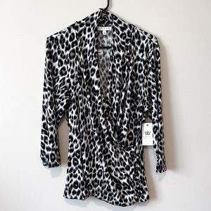 *NEW* Chaus - Gray Leopard Stretch Wrap Blouse, Size XL